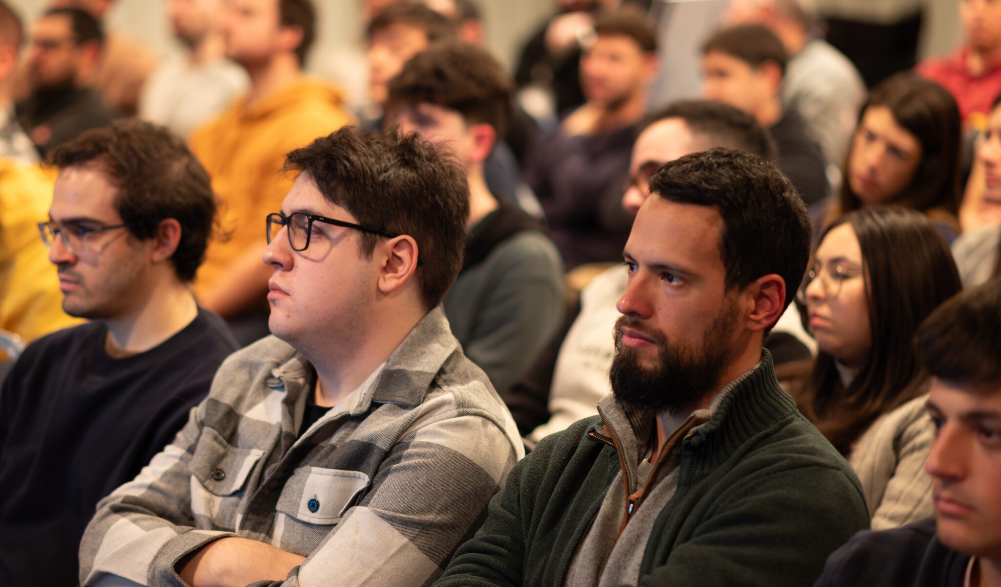 la imagen muestra la portada del articulo del evento Tech Talk: edicion producto